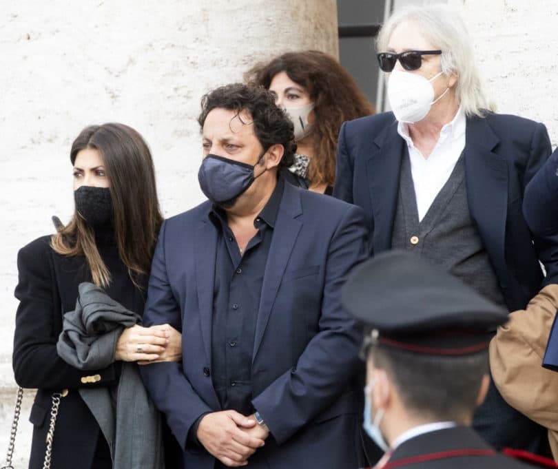 Addio Gigi Proietti, simbolo di una Roma immortale